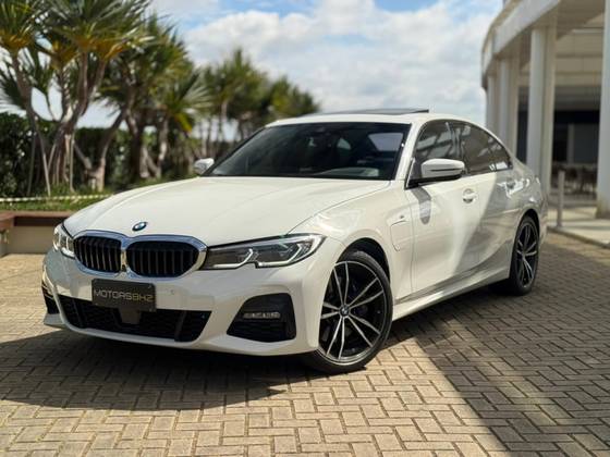 BMW 330e 2.0 16V TURBO HÍBRIDO M SPORT AUTOMÁTICO